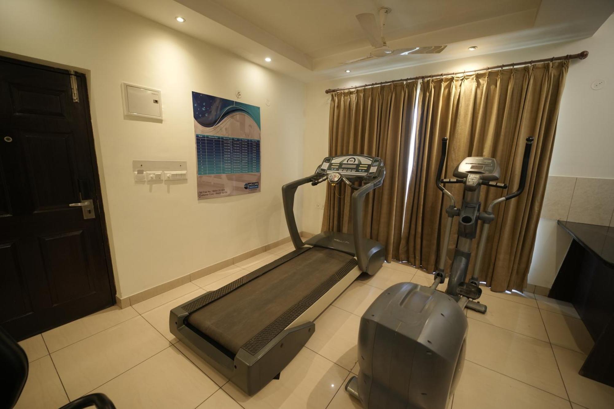 Hotel Nagarjuna Suites Бенґалуру Екстер'єр фото